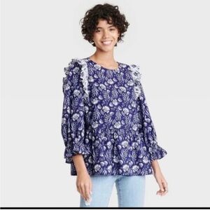 Universal Thread Floral Print Ruffle Blouse Top Large